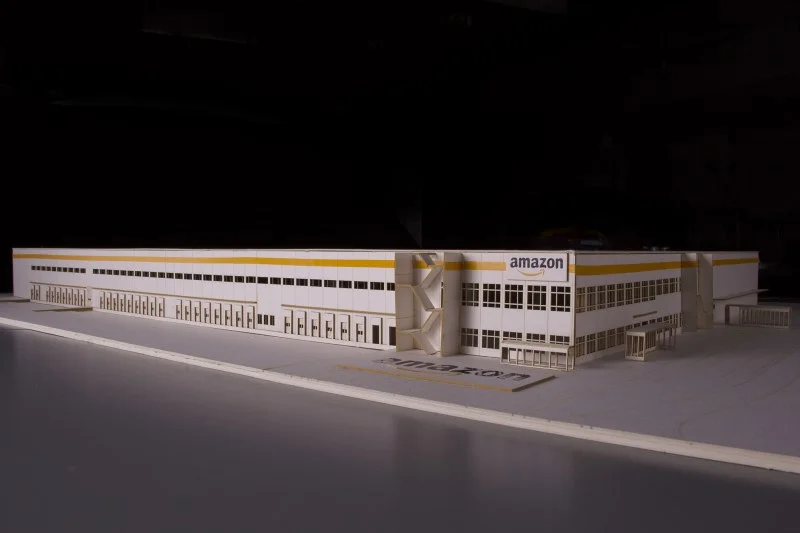 Model budovy Amazon v Seredi – laserové gravírovanie Bratislava